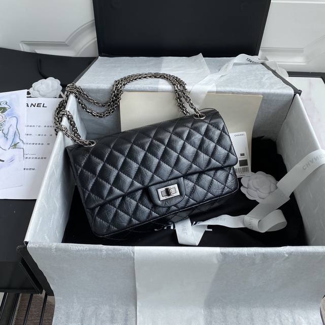 Zp级别as7586 Chanel2.55 Reissue 225永恒经典 秋冬季官方最新原厂进口胎牛 皮质细腻柔软舒适 媲美专柜 2.55是一款配有金属链条的