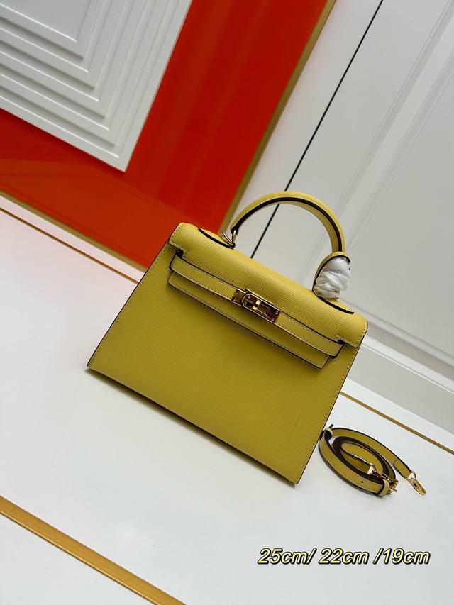 爱马仕 Hermes Kelly 金扣 Togo 爱马仕 不用多赘述了 爱上的人从此其他牌子是陌路人了