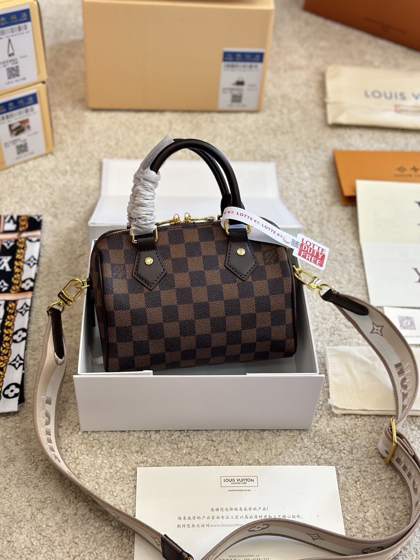 复刻版 牛皮 Lv Speedy 20枕头包 Lv 新款系列 City Keepal手袋,全网首发 Lv Speedy Nano 枕头包这款retiro 手袋以