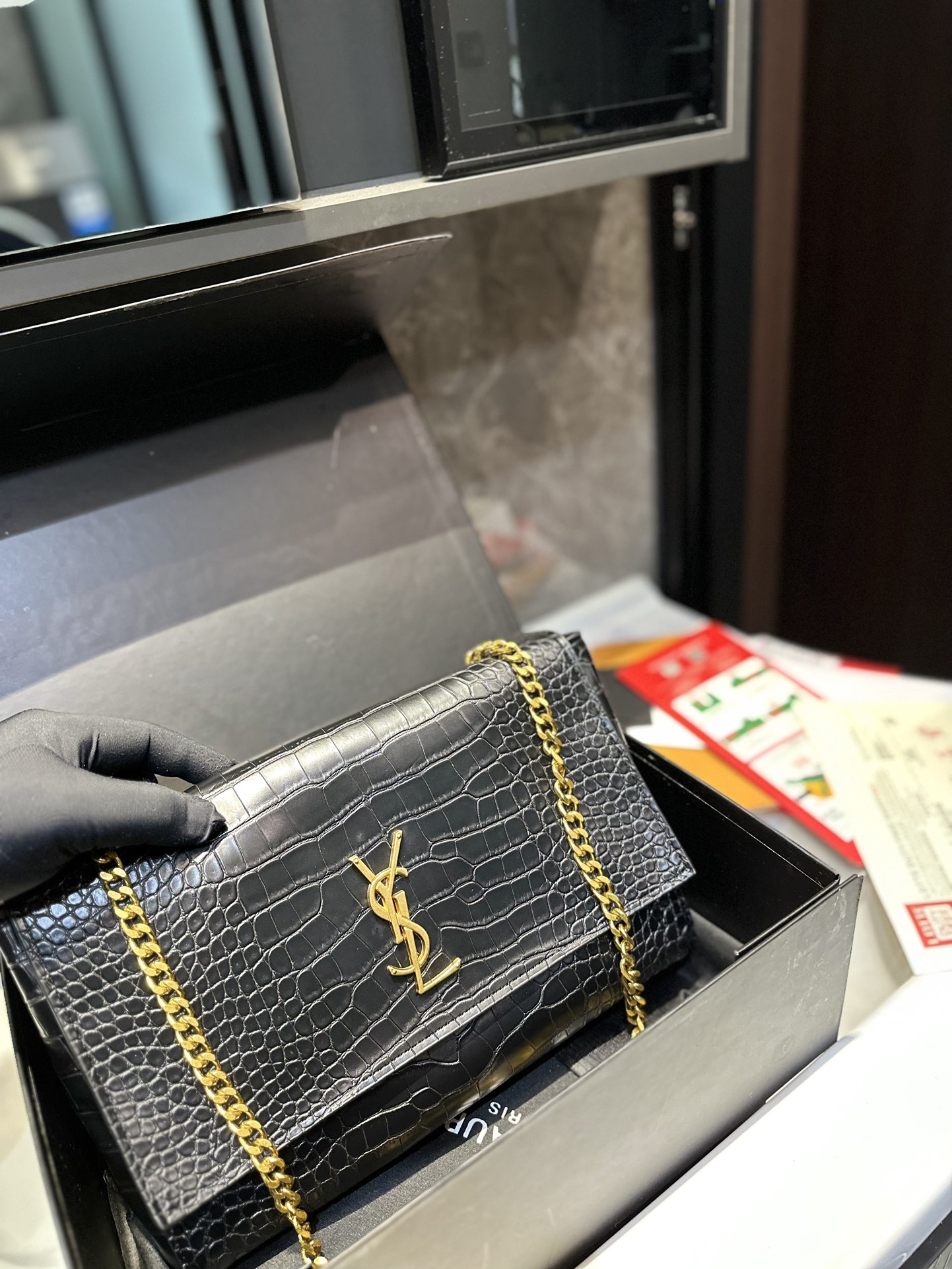 折叠礼盒 圣罗兰ysl 双面 Kate Saint Laurent双面kate软包可预定啦 复古链条高级感十足不同材质诠释多样风格双面问玩转高街风jj 尺寸28