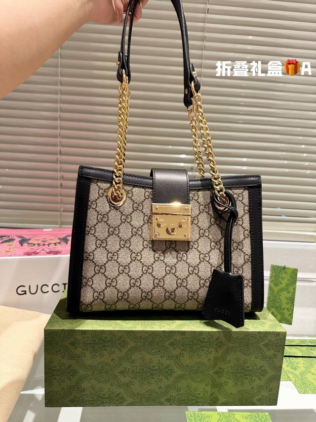 原单 牛皮 Gucci Padlock 原单飞机盒折叠礼盒 Gucci Padlock古驰新款链条单肩包 现货秒发 经典gucci双g字母印花高级人造革面料配进