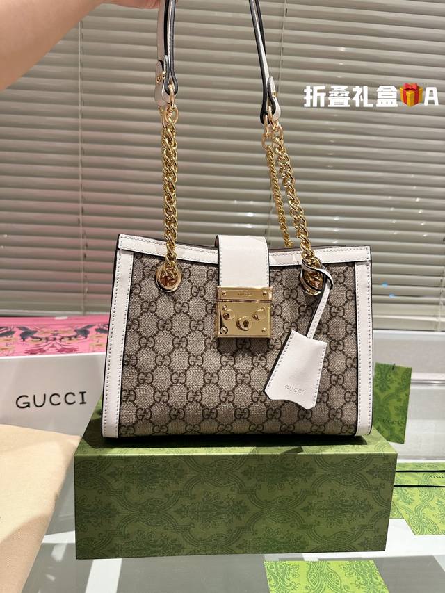 原单 牛皮 Gucci Padlock 原单飞机盒折叠礼盒 Gucci Padlock古驰新款链条单肩包 现货秒发 经典gucci双g字母印花高级人造革面料配进