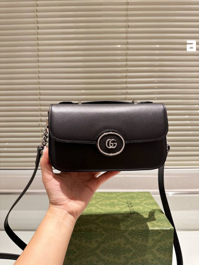 Gucci 最新款 Petite 新品超好看的一款 推荐 古奇 配礼盒尺寸22.13