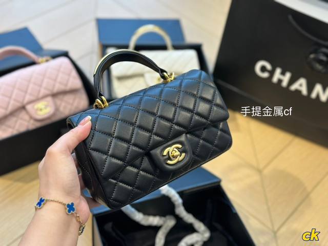 折叠盒 Chanel香奈儿 22B Cf Handle Mini开箱是谁的神仙sa又offer包了 噢 是我的哈哈哈哈哈超级喜欢 Cf Handle 可手提可斜