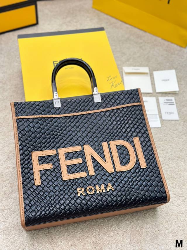 编织 尺寸 35*31Cm F家 Fendi Peekabo 购物袋 经典的tote造型 编织托特包 - 点击图像关闭