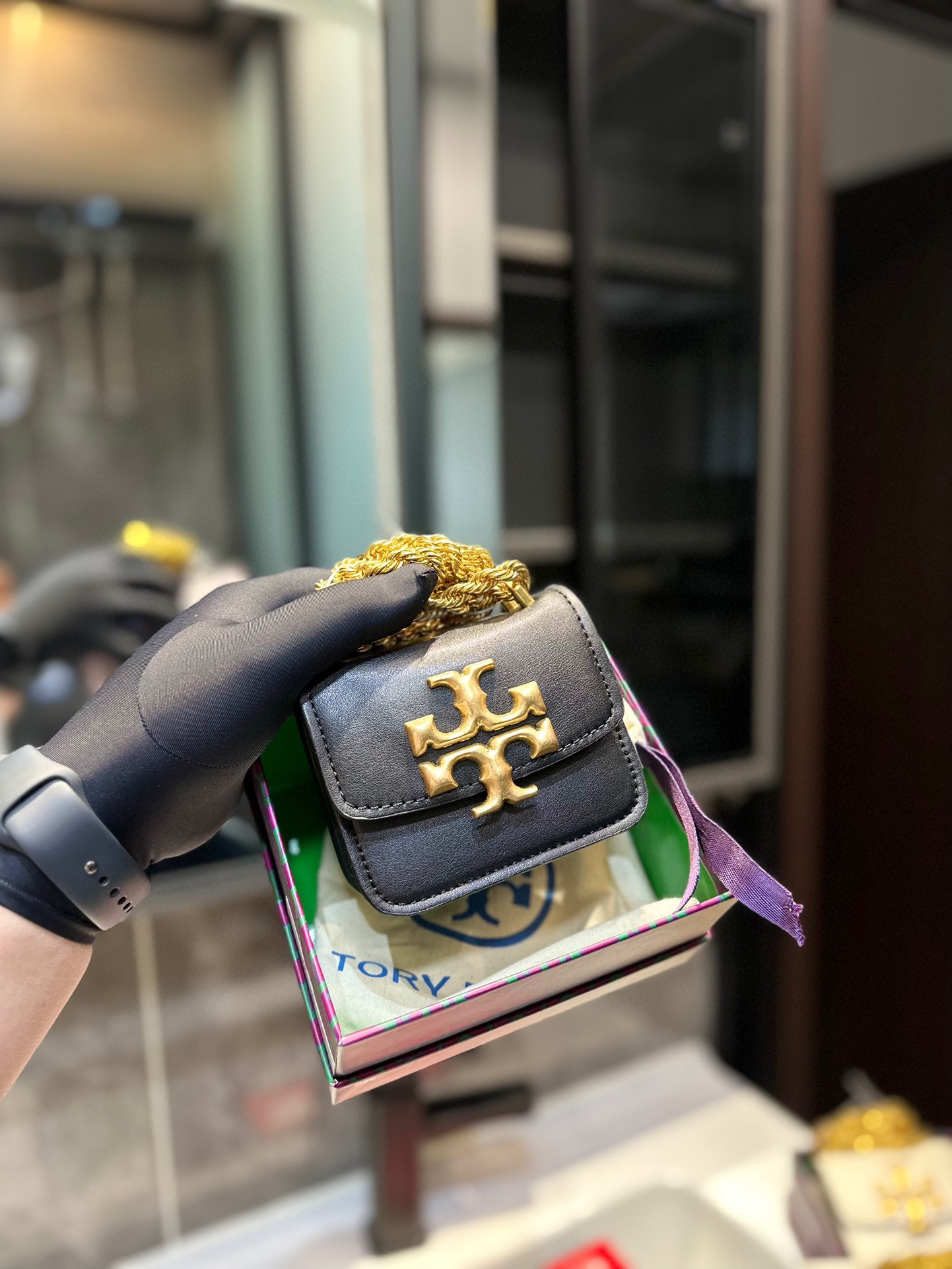 礼盒包装 牛皮 Tory Burch 托里伯奇 超mini 链条包 原单开模定制 五金内衬镂空logo 内带产地标进口面料手感质感超级好更耐磨 亮泽五金不褪色