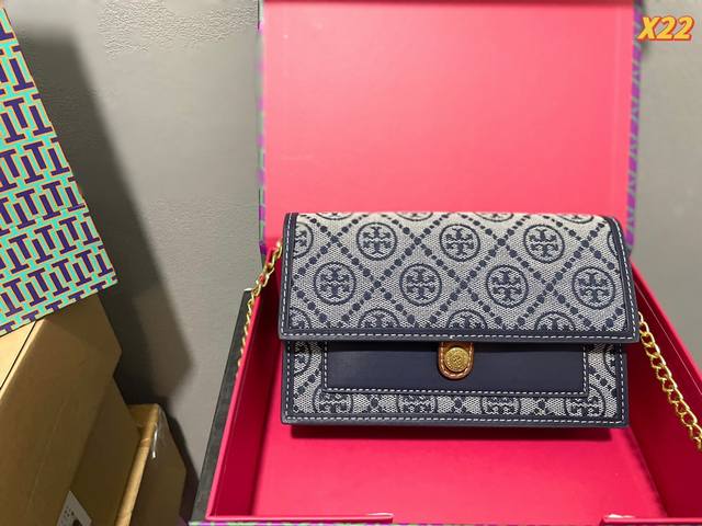 折叠礼盒 Tory Burch 托里伯奇 链条包woc 大小适中.原单开模定制 五金内衬镂空logo 内带产地标进口面料手感质感超级好更耐磨 亮泽五金不褪色 单