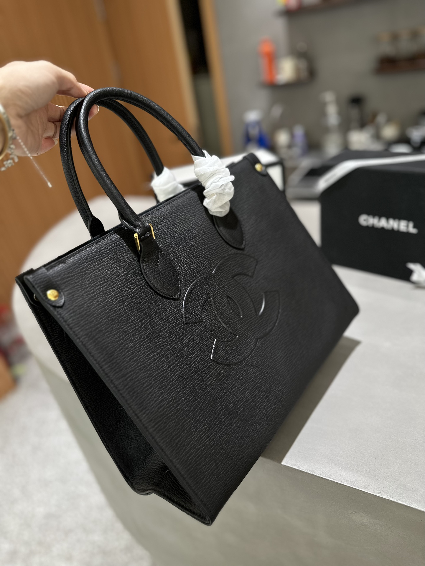 纯皮 Fendi Dior Chanel 托特包 经典黑色 高级感爆棚 Cerf包型可以装下整个世界 耐磨又有质感 尺寸35Cm