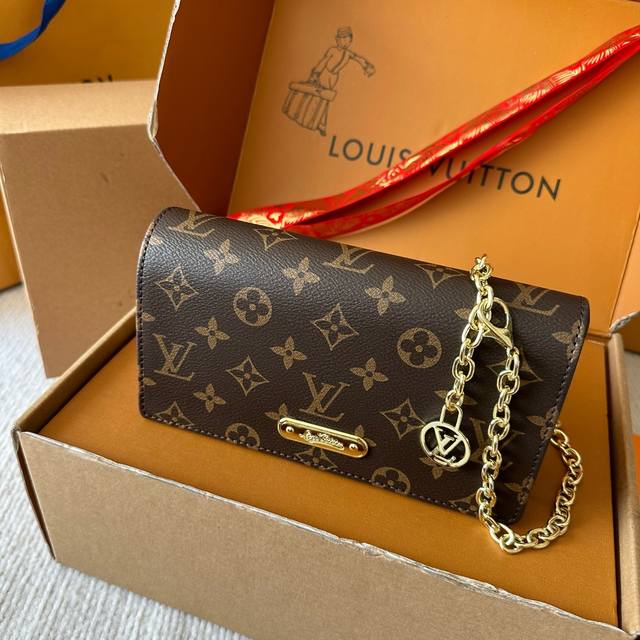 折叠礼盒包装 Lv 新品 Wallet On Chain Woc Lily 新品链条包 推荐自留 太百搭啦 尺寸20Cm