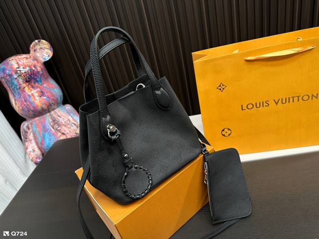 原单牛皮 折叠盒 Lv 水桶 新款镂空neonoe水桶包单肩女包louis Vuitton 尺寸20.18Cm