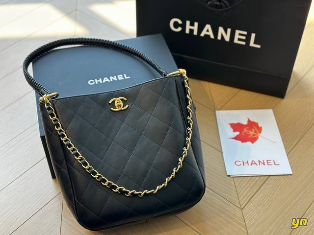 折叠盒 Chanel 香奈儿23A高级手工坊嬉皮包 实物超级美 软牛皮 自重轻舒服能装耐看有质感 实用主义包包 出差旅行逛街通勤商务 能装简约格局好容量佳 粗编