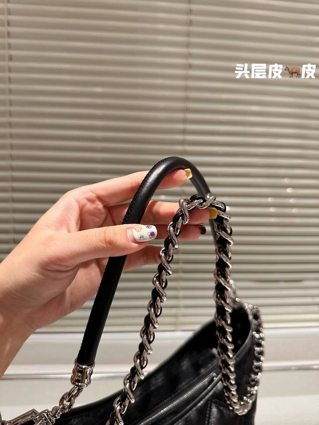 皮面 布面 圣罗兰ysl 托特包 经典饱满柔软 设计感十足 时尚百搭 潮流搭配必备 尺寸32.28