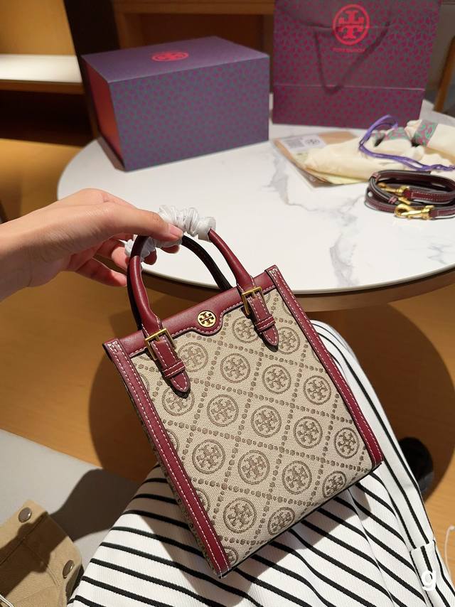 Tory Burch 托里伯奇tb T Monogram 迷你琴谱包 尺寸16 19 礼盒包装手提袋