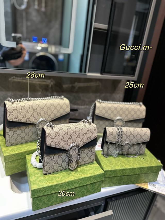 礼盒包装 Gucci 高版本经典dionysus酒神包全新升级 就是alessandro亲自设计的 名字来源于古希腊罗马神话中的酒神 独家定制市面最高版本出货