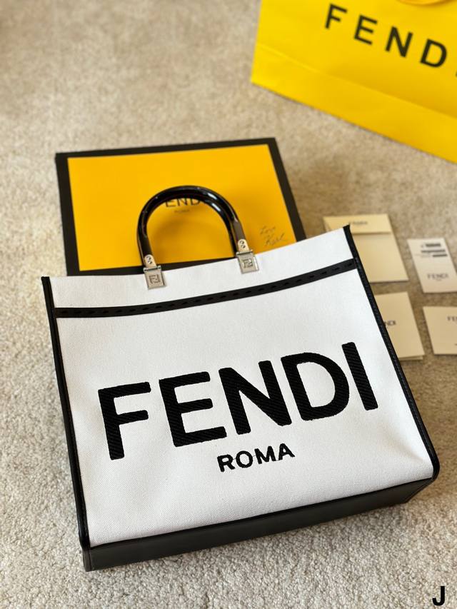 帆布 尺寸 35 30Cm F家 Fendi Peekabo 购物袋 经典的tote造型 托特包