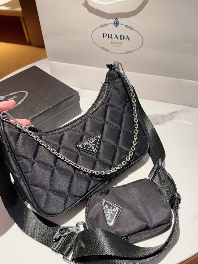 Prada 普拉达 尼龙布料格子三合一 链条包 尺寸22Cm 礼盒包装