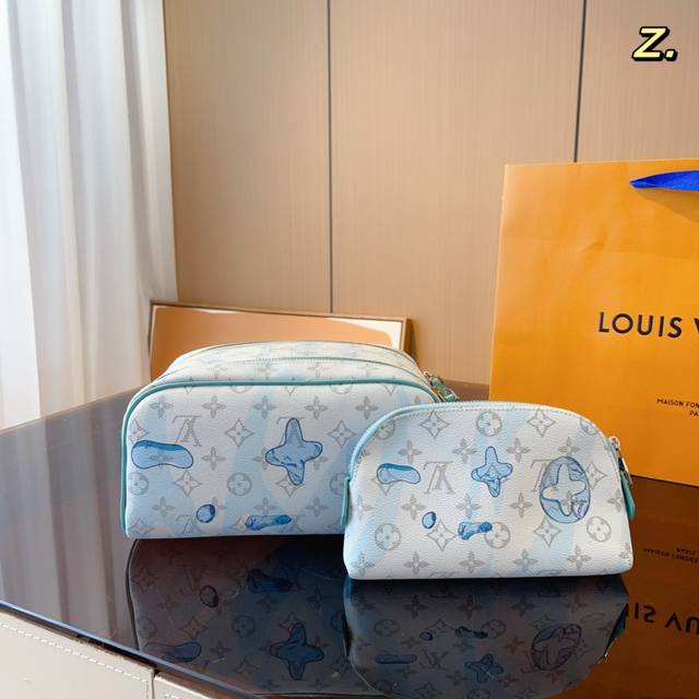 Louis Vuitton 路易威登 Lvdopp Kit 水彩晕染洗漱包 这款化妆包颜值高 可以直接拎出街 尺寸 26*14*15Cm