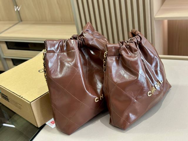 配盒 Size 35.37Cm 39.42Cm 香奈儿太好搭配了呜呜呜 Chanel Bag 更酷哦 小皮很耐造 高级感拉满 搜索 小香家 垃圾袋