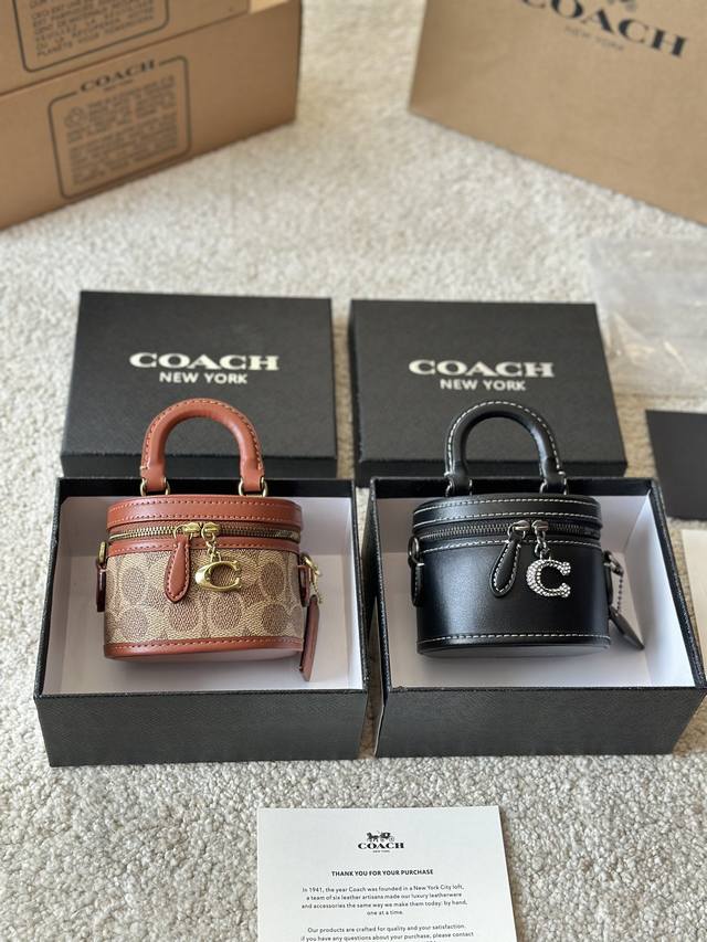 复刻版 牛皮 Size 11*9Cm 蔻驰coach新款小废包来喽~ 今年秋冬新款小盒子包 小小超级超级爱