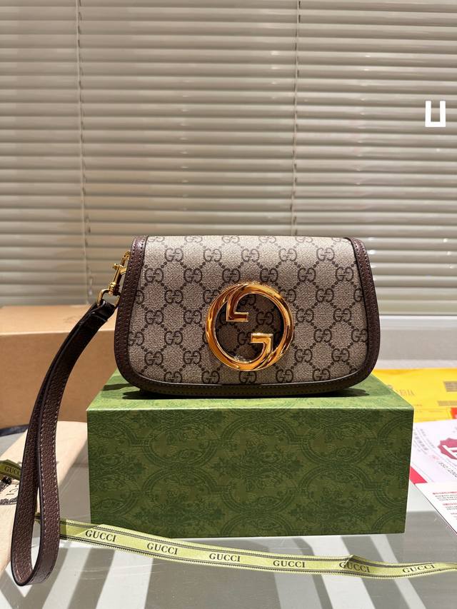 原厂皮 全套包装 Gucci古驰gucci Blondie系列迷你手袋 手拿包 尺寸21*12Cm