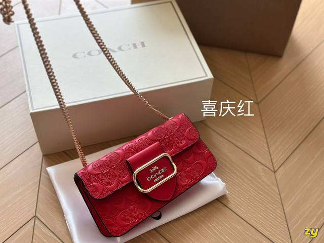 折叠盒 Coach 新品 小号morgan 精致小包 Coach 新品morgan小号crossbody 链条包精致时尚的morgan家族小可爱不论是斜挎还是单