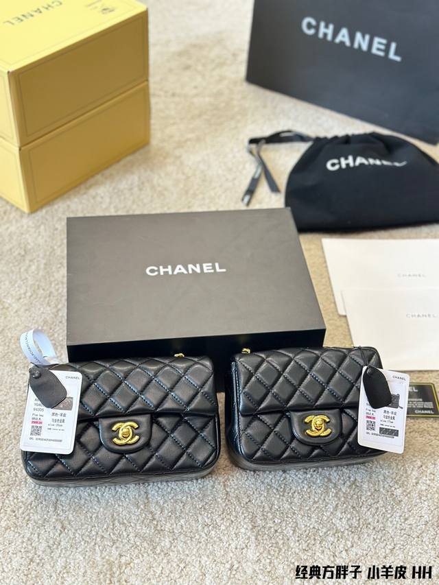 小羊皮 经典方胖子 Size 20 18Cm Chanel 经典羊皮方胖子包 原单 小羊皮 皮质超细腻 斜挎 单肩都可 全套礼盒包装