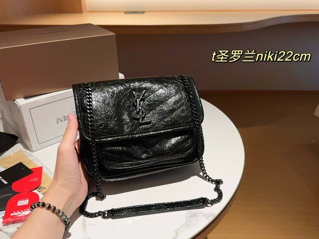 高版本 Ysl 圣罗兰 经典niki 流浪包 尺寸22Cm 礼盒包装飞机箱