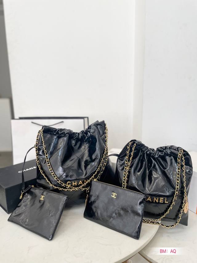 中号 大号 香奈儿太好搭配了呜呜呜 Chanel Bag 更酷哦 很耐造 高级感拉满 搜索 小香家 垃圾袋 尺寸 大号36x33 中号29x30