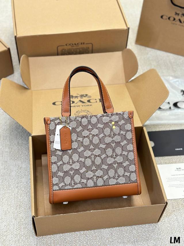 新款帆布 Coach 蔻驰 Ss22 Field Tote 购物袋 原版皮 这是什么神仙配色 毫无抵抗力 单肩手提都可以 容量超级大 耐磨耐脏 砖柜一比一