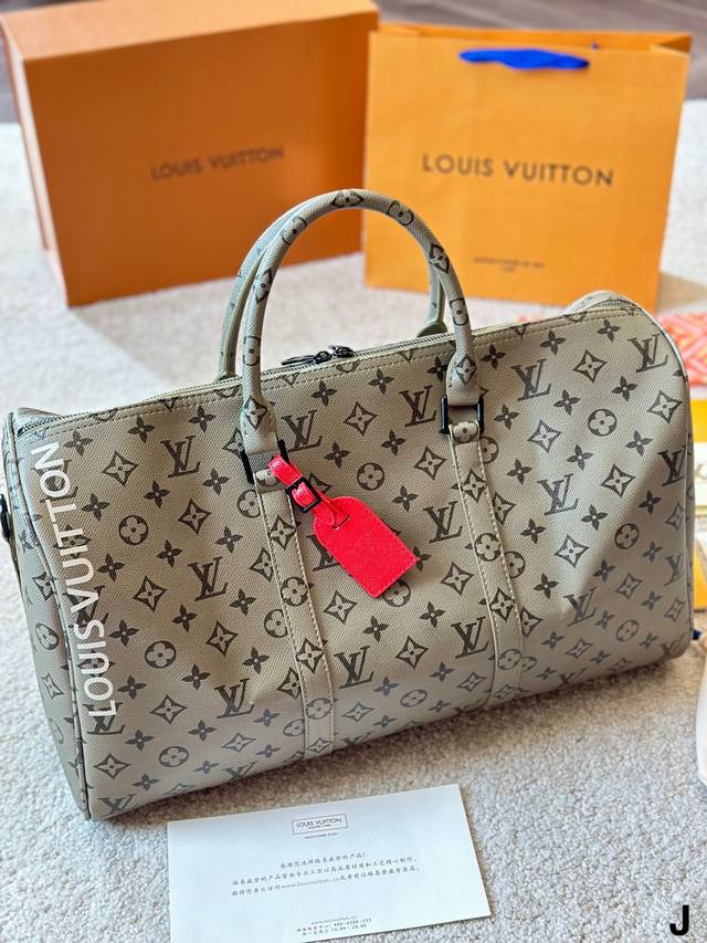 Lv 限量款 Keepall 50旅行袋 机场包 无论版型 内里和专柜毫无差别 真正原版复刻 内里可拆卸 火遍全球的爆款机场大包 机车女神包 明星同款 贵气而充