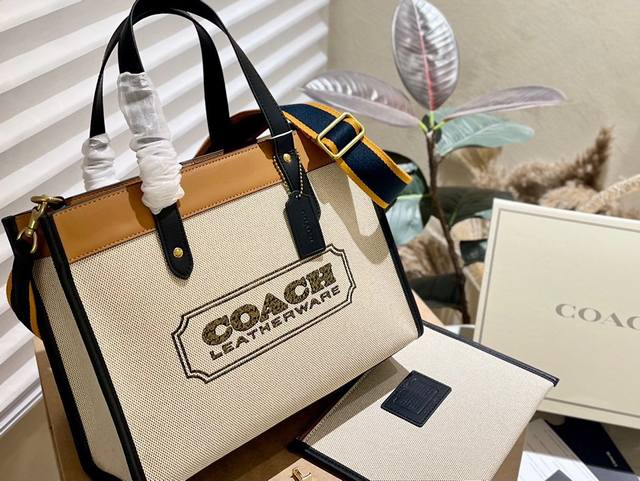 原单 配小包 礼盒 Coach 蔻驰 Dempsey 30 Tote 帆布购物袋.原版皮.这是什么神仙配色 毫无抵抗力.单肩手提都可以.容量超级大. 耐磨耐脏.