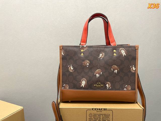 高版本 原版布 Coach 蔻驰 Dempsey 30 Tote 购物袋.原版皮.这是什么神仙配色 毫无抵抗力.单肩手提都可以.容量超级大. 耐磨耐脏.砖柜一比