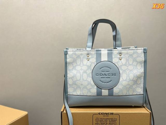 高版本 原版布 Coach 蔻驰 Dempsey 30 Tote 购物袋.原版皮.这是什么神仙配色 毫无抵抗力.单肩手提都可以.容量超级大. 耐磨耐脏.砖柜一比