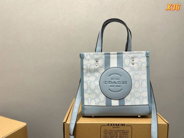 高版本 原版布 Coach 蔻驰 Dempsey 22 Tote 购物袋.原版皮.这是什么神仙配色 毫无抵抗力.单肩手提都可以.容量超级大. 耐磨耐脏.砖柜一比