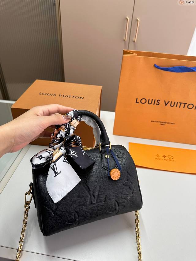 Lv Speedy20经典款压花枕头包搜索 Lv 枕头包l-289尺寸20.11.14折叠盒丝巾