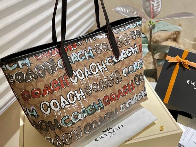 原单 折叠礼盒包装coach X Mint Serf 联名款 涂鸦city Totecoach代工厂最新购物袋 出货顶级品质亮泽五金logo 炒鸡火实用的款式