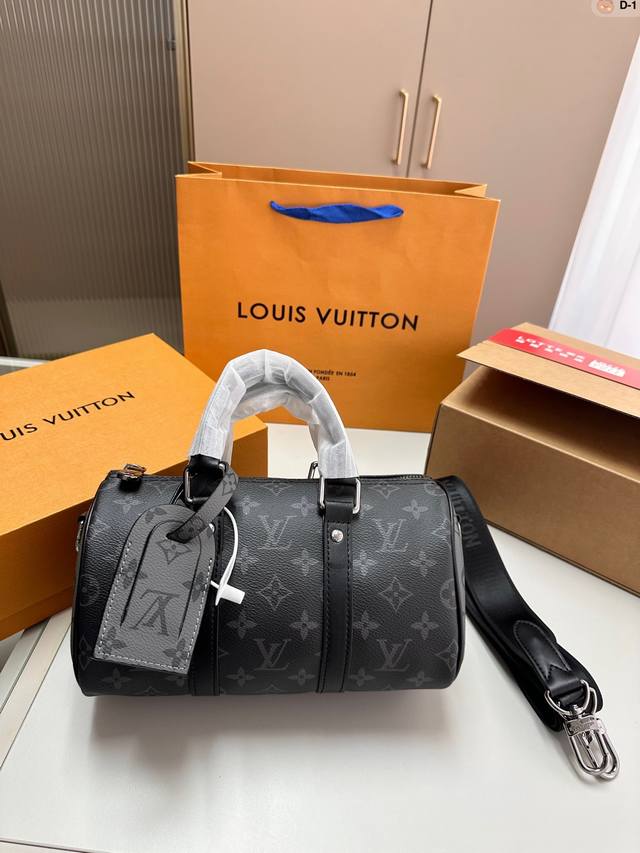 Lv Keepall 枕头包 真的是小可爱 贼适合的keepall25黑武士 男盆友的战包 搜索 Lv Keepall25 D-1尺寸25 10 14折叠盒飞机