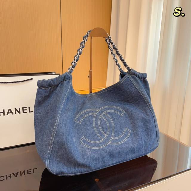 Chanel香奈儿 23S新款 购物袋 牛仔bag 手感超级好 原版五金 超级大牌 以华丽高贵的外形成为当下最炙手可热之作人手必备 明星热捧 精匠之作 尺寸 4