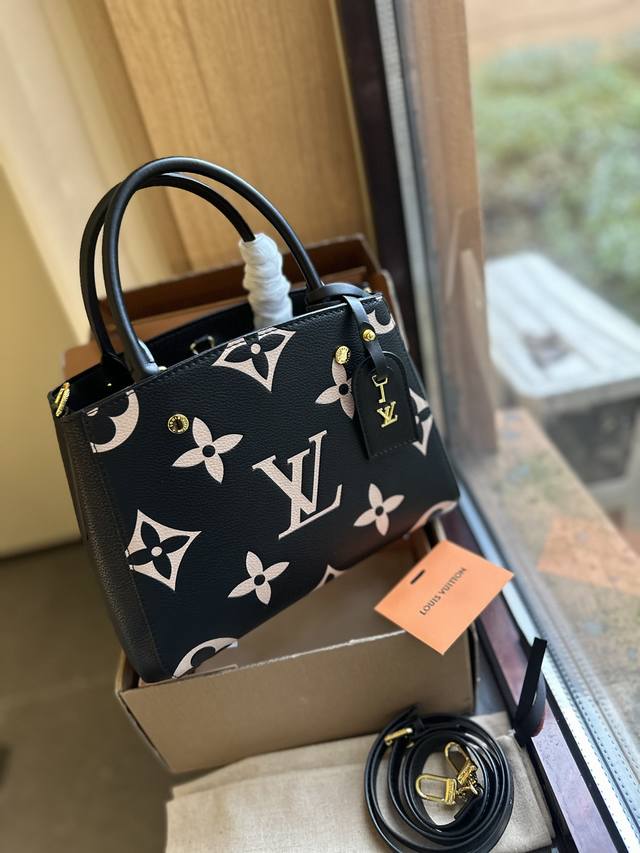 Lv 新品 渐变浮雕蒙田包 原厂天然激光纯钢钛五金富有立体感的造型与精巧的内部设计手感柔软 纯手工车缝线路 尺寸 30Cm