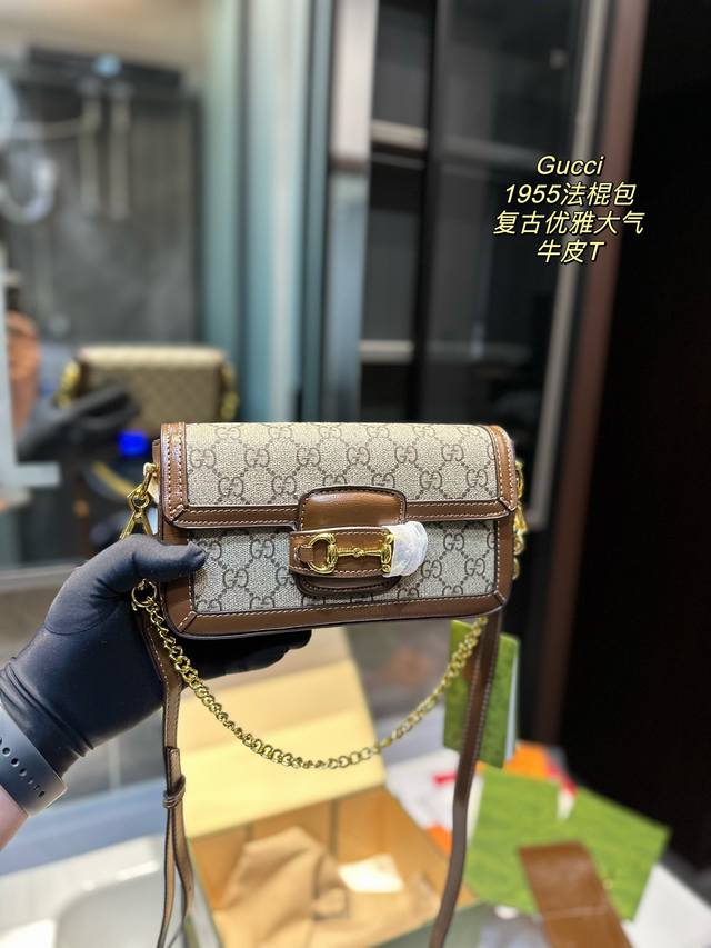 折叠礼盒 酷奇gucci 5法棍包 复古优雅 满满的高级感 大小适中 容量感人 休闲正装皆可轻松驾驭尺寸23 11