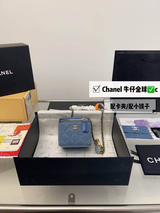 折叠盒 Chanel 22牛仔系列 金球方胖子 小盒子 这届香奶奶也太会quan5了吧 这个蓝真的是绝美了搭配上磨砂五金真的爱了温温柔柔的蓝可调节长度链条绝了