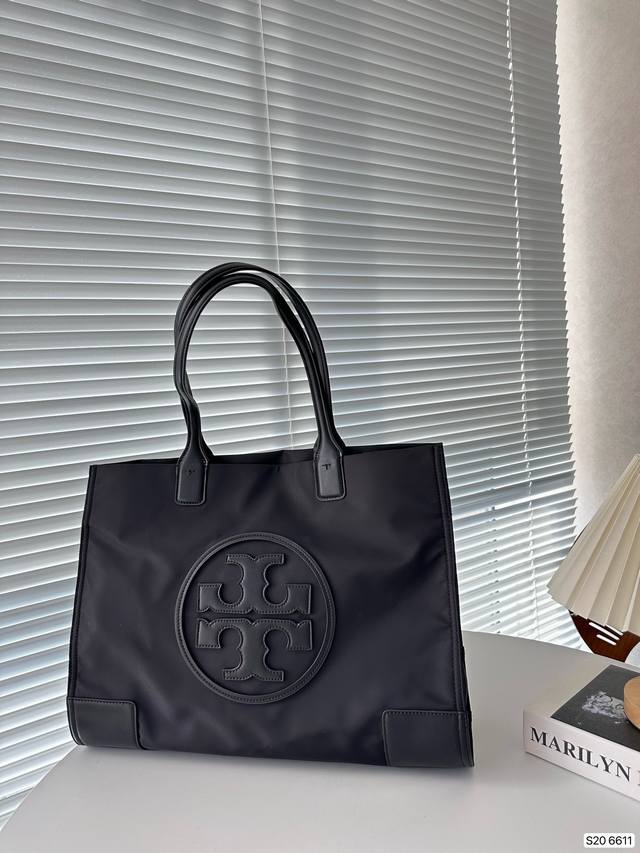 托里伯奇 新款购物袋 上新tory Burch 托里伯奇 新品购物袋 定制面料logo五金原版一比一品质 炒鸡百搭实用的一款 喜欢的美妞赶快入手吧 店主推荐 质