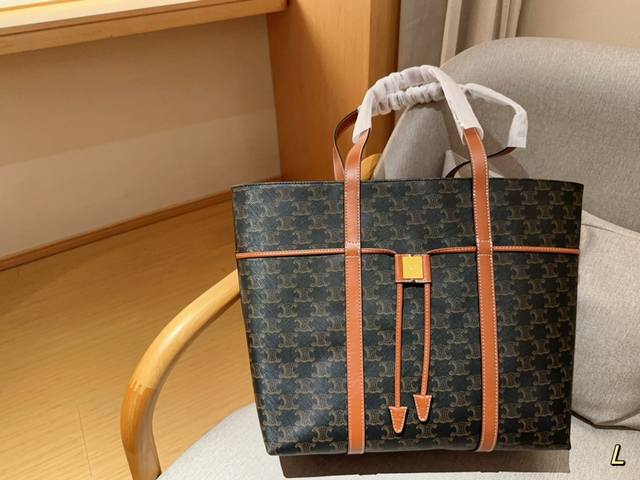 赛琳celine Fold Tote老花凯旋门购物袋 Cabas托特包电脑版 尺寸35Cm