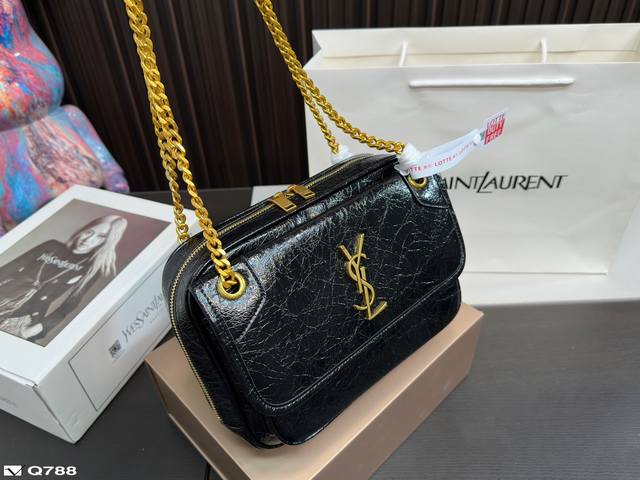 免税店全套包装 Ysl 23新品 Niki 相机包 邮差包 斜挎包 升级版嬉皮面料 时装 休闲 不挑衣服 尺寸25 18Cm