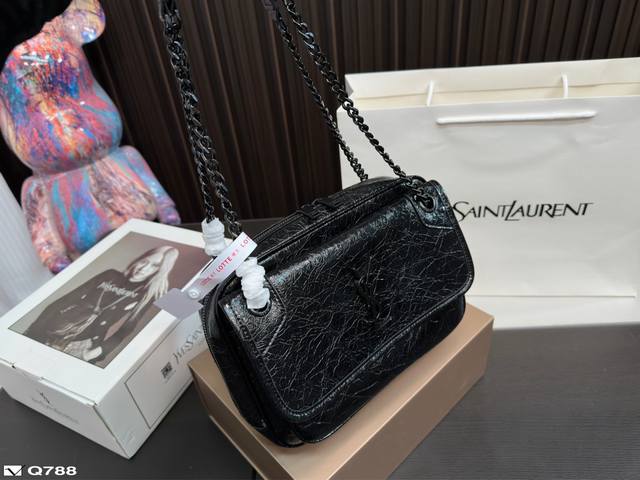 免税店全套包装 Ysl 23新品 Niki 相机包 邮差包 斜挎包 升级版嬉皮面料 时装 休闲 不挑衣服 尺寸25 18Cm