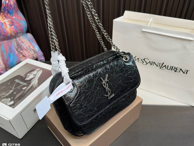 免税店全套包装 Ysl 23新品 Niki 相机包 邮差包 斜挎包 升级版嬉皮面料 时装 休闲 不挑衣服 尺寸25 18Cm