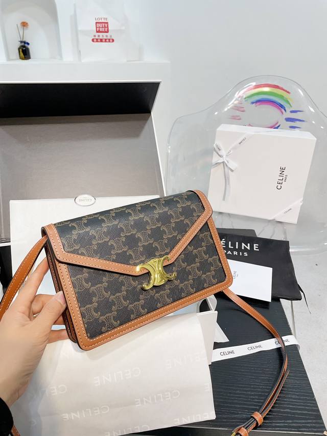 牛皮 折叠礼盒 送丝巾 尺寸 22Cm 赛琳celine 凯旋门 23新款 大号woc 高级金扣 信封包 不允许你不知道哦