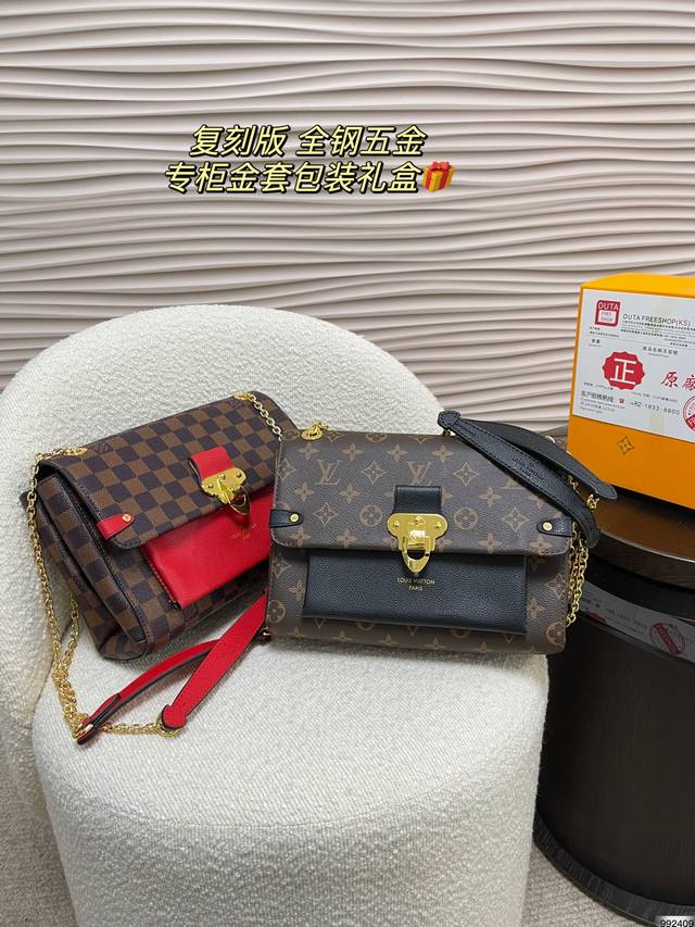 原版复刻 飞机盒 原单品质经典秀款 Lv Victoire系列链条包 备受拥戴拥有超久历史 华丽感爆棚范冰冰同款 尺寸 25 18