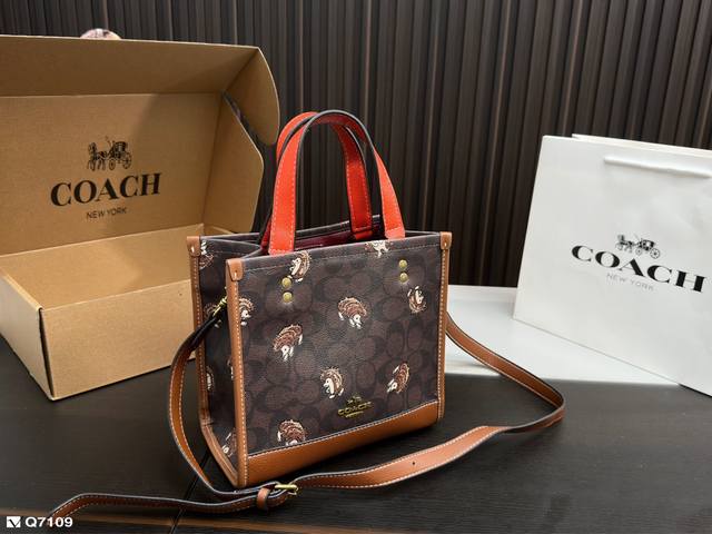 配礼盒 小号 Size 21 21Cm Coach 新品托特包 专柜一包难求 超级百搭 搜索coach 蔻驰托特包