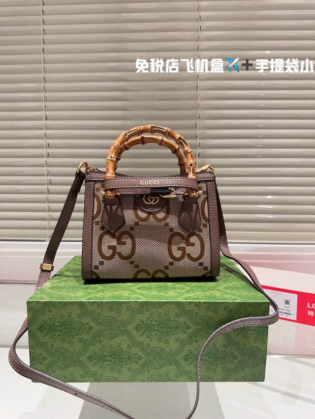 原版皮 大号 小号 Gucci Diana竹节手袋 首发 首发 经典 经典 方正廓形 精简百搭 竹节搭配带扣 经典又个性 Size 大号27 24 小号20 1